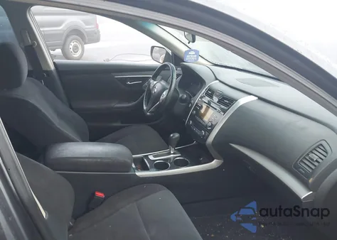 2013 Nissan Altima 2.5 Sv z USA, uszkodzony, nr VIN 1N4AL3AP4DC198875